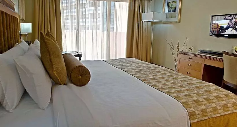 استودیوی لوکس, Chelsea Gardens Hotel Apartment