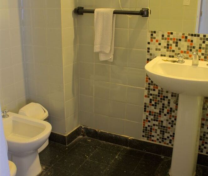 Quarto Quádruplo Estandar, Hostel Suites Florida