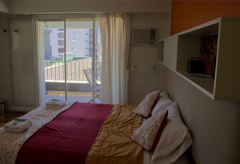 Quarto Superior, Hostel Suites Florida