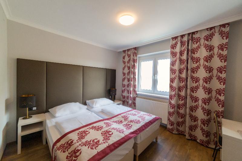 غرفة قياسية, Arion Airport