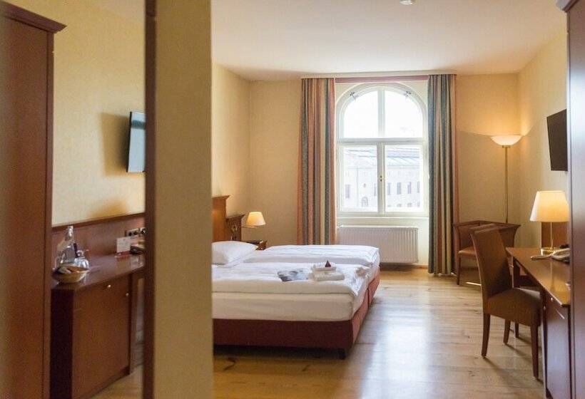 اتاق استاندارد یک نفره, Martas Hotel Berlin Mitte