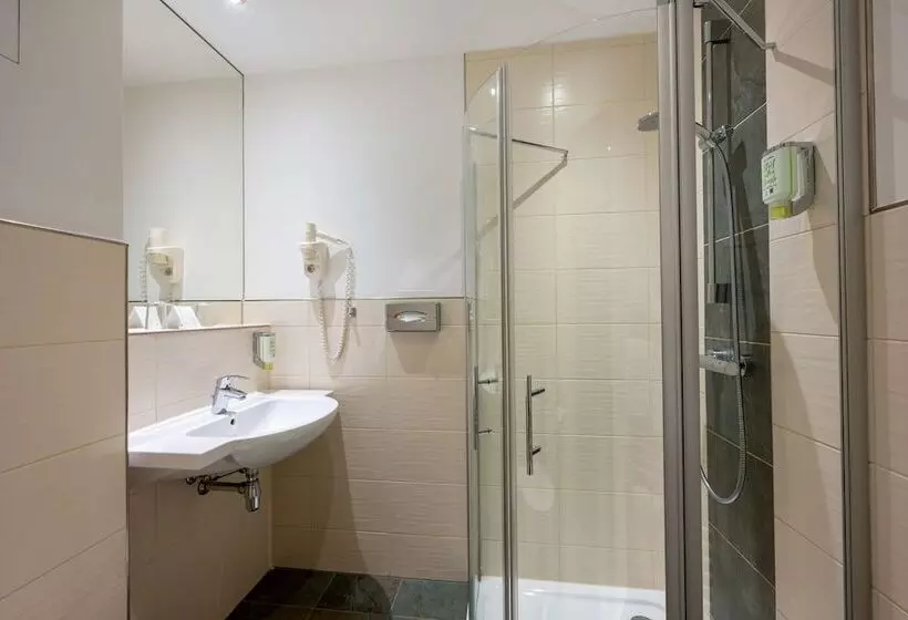 اتاق استاندارد یک نفره, Martas Hotel Berlin Mitte