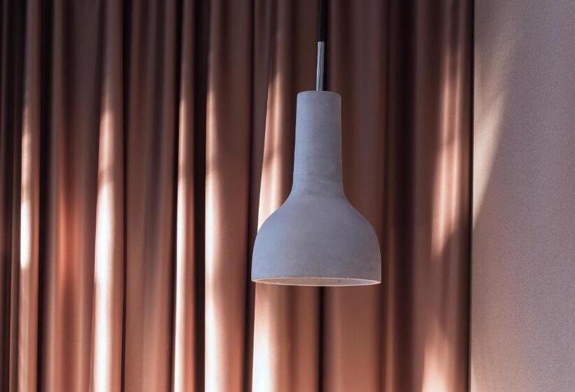 Camera Superiore, Cler