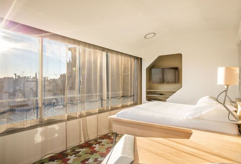 ペントハウスルーム, Des Ducs D Anjou