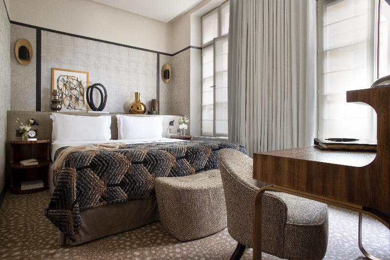 スーペリアールーム, Esprit Saintgermain