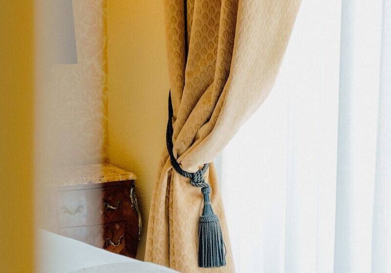 חדר דלוקס, Le Grimaldi By Happyculture