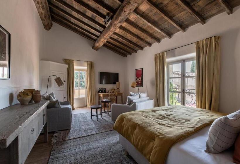 Четырехместный Номер Стандарт, Les Petites Maisons   Hameau Des Baux