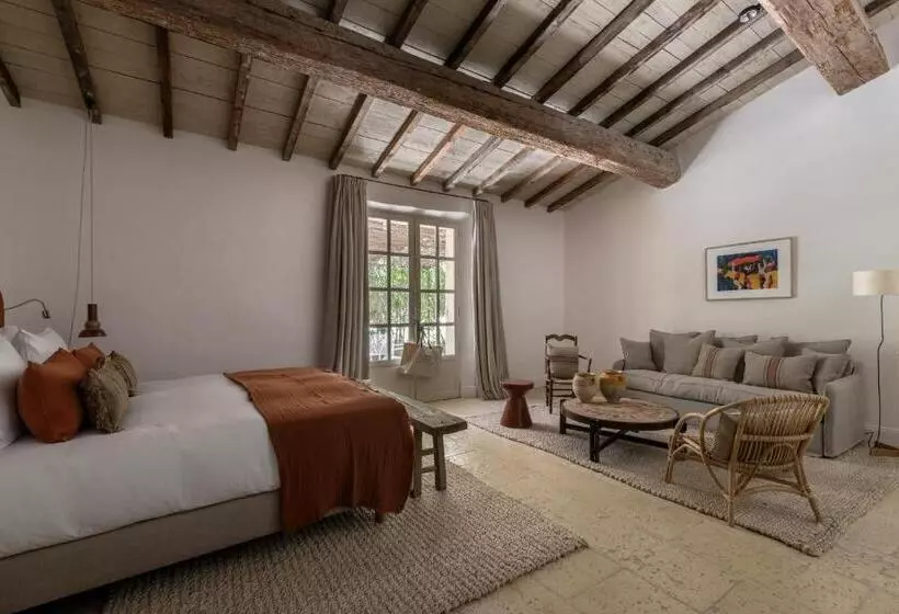 Standard Neljän Hengen Huone, Les Petites Maisons   Hameau Des Baux