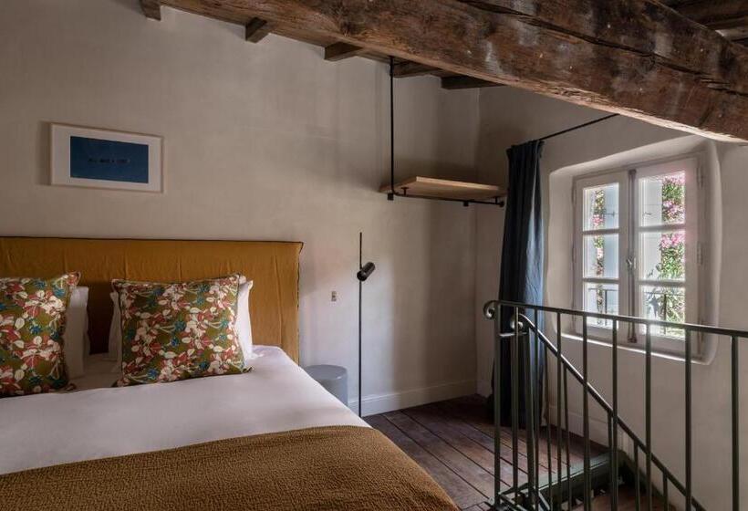 Люкс Дюплекс, Les Petites Maisons   Hameau Des Baux