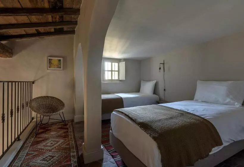 Juniorsviitti Terassi, Les Petites Maisons   Hameau Des Baux