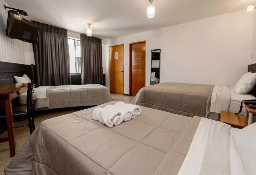 اتاق استاندارد سه نفره, Miraflores Suites Centro