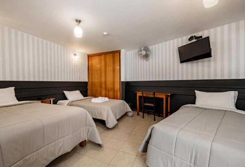 Номер Стандарт Трехместный, Miraflores Suites Centro