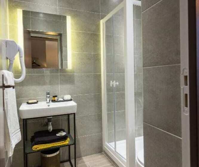 スタンダードルーム, Pratic