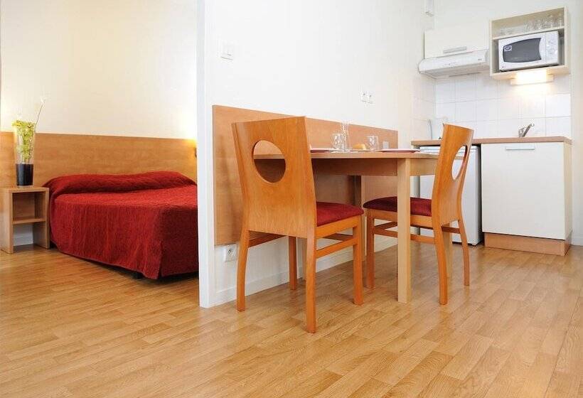 Escritório Estándar, Séjours & Affaires Rennes Villa Camilla