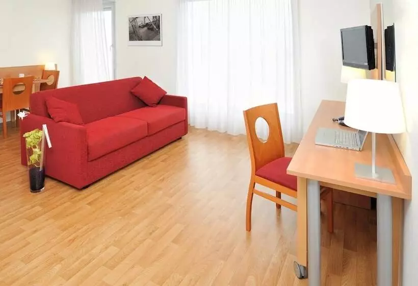 استودیوی استاندارد, Séjours & Affaires Rennes Villa Camilla