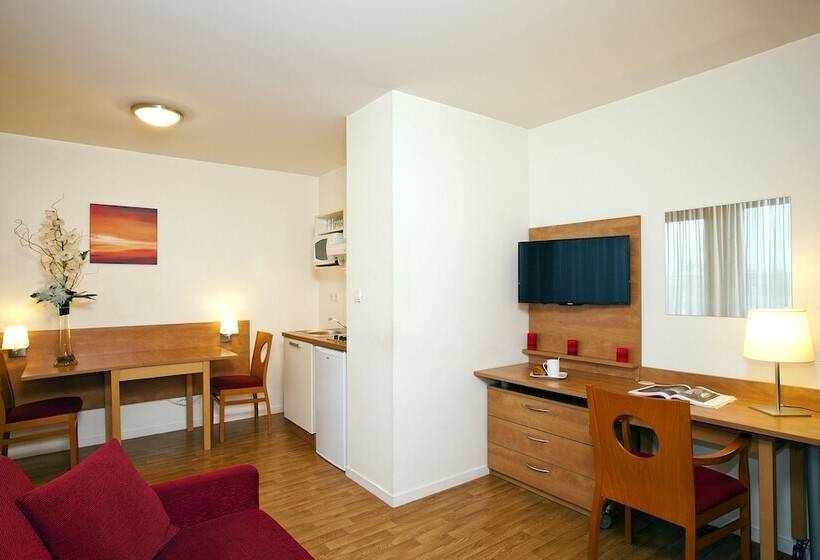 Студия Стандарт, Séjours & Affaires Rennes Villa Camilla