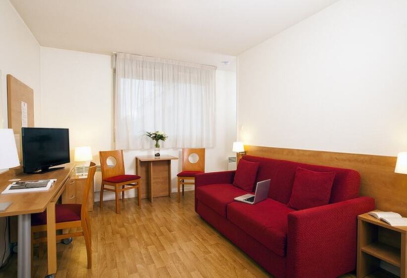 Escritório Estándar, Séjours & Affaires Rennes Villa Camilla