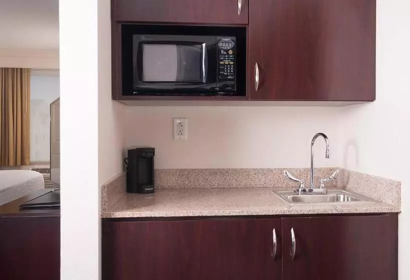 キングサイズベッドのスイートルーム, Springhill Suites Orlando Airport