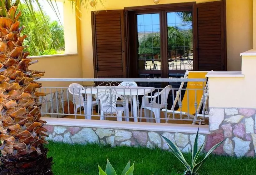 آپارتمان 1 خوابه, Triscinamare Hotel Residence