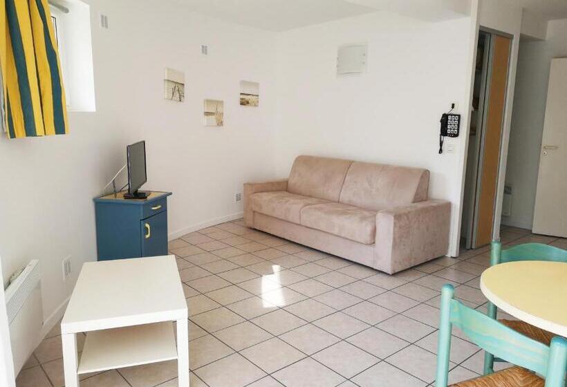 スタンダードスタジオ, Residence Mer & Golf Eugenie