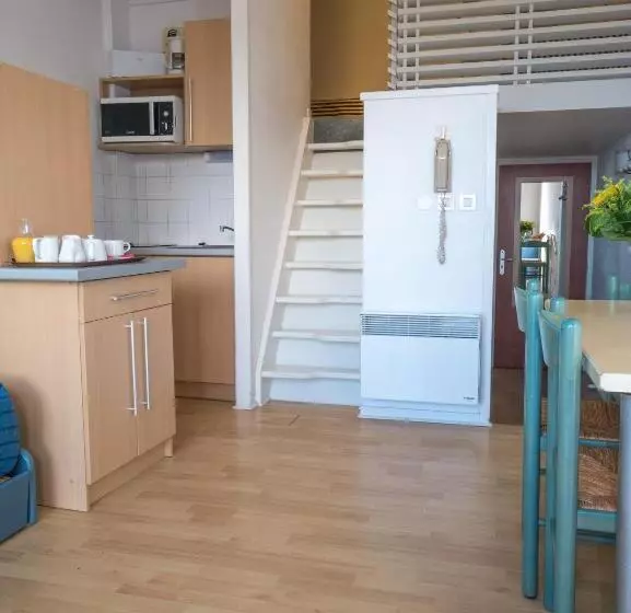 آپارتمان 1 خوابه, Residence Mer & Golf Eugenie