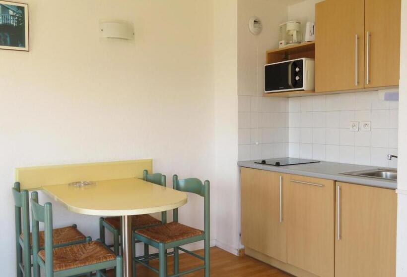 スタンダードスタジオ, Residence Mer & Golf Eugenie