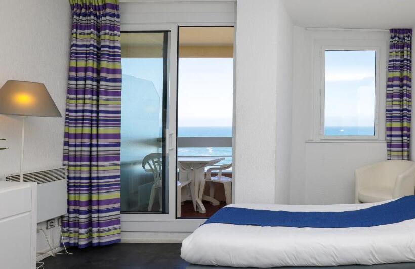 إستديو قياسى مزود بشرفة, Residence Victoria Surf