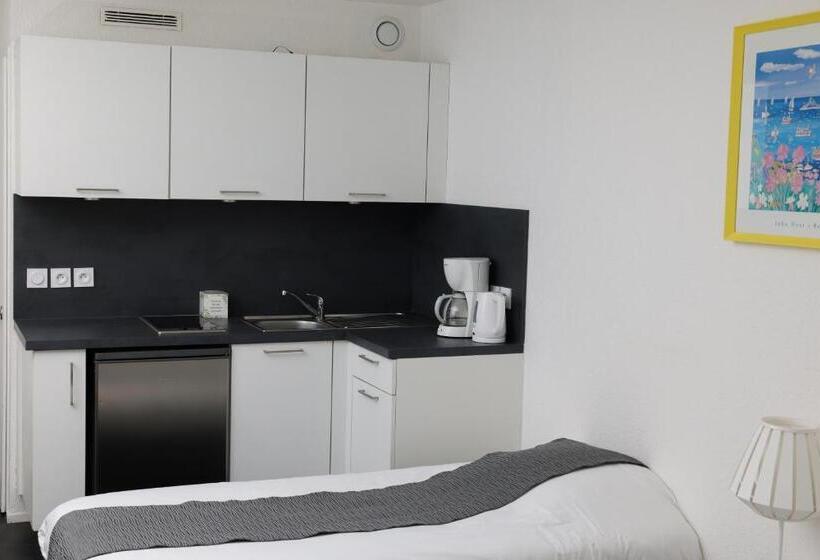 إستوديو قياسى, Residence Victoria Surf