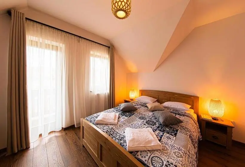 اتاق استاندارد با بالکن, Hygge Praid