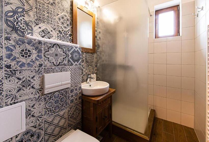 غرفة قياسية, Hygge Praid