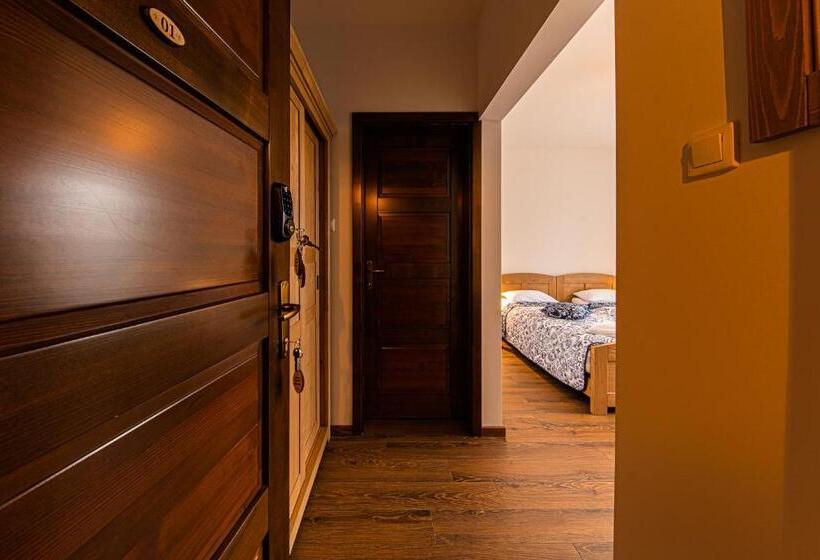 غرفة قياسية, Hygge Praid