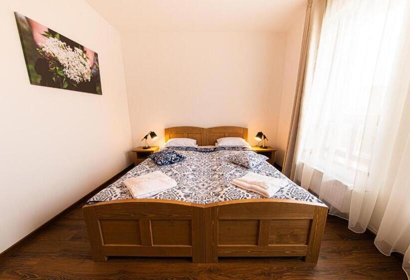 غرفة قياسية, Hygge Praid