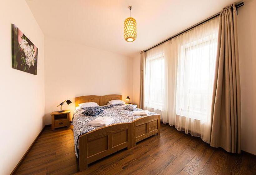 غرفة قياسية, Hygge Praid