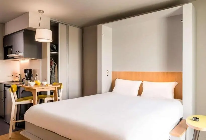 استودیو استاندارد با بالکن, Adagio Access Stuttgart Airport Messe