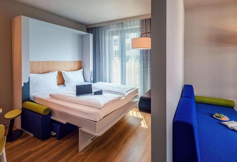 标准工作室带阳台, Adagio Access Stuttgart Airport Messe