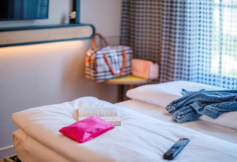 标准工作室, Adagio Access Stuttgart Airport Messe