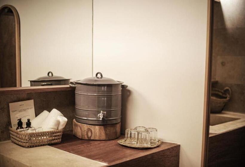 小型套房带泳池景, Casa Hormiga