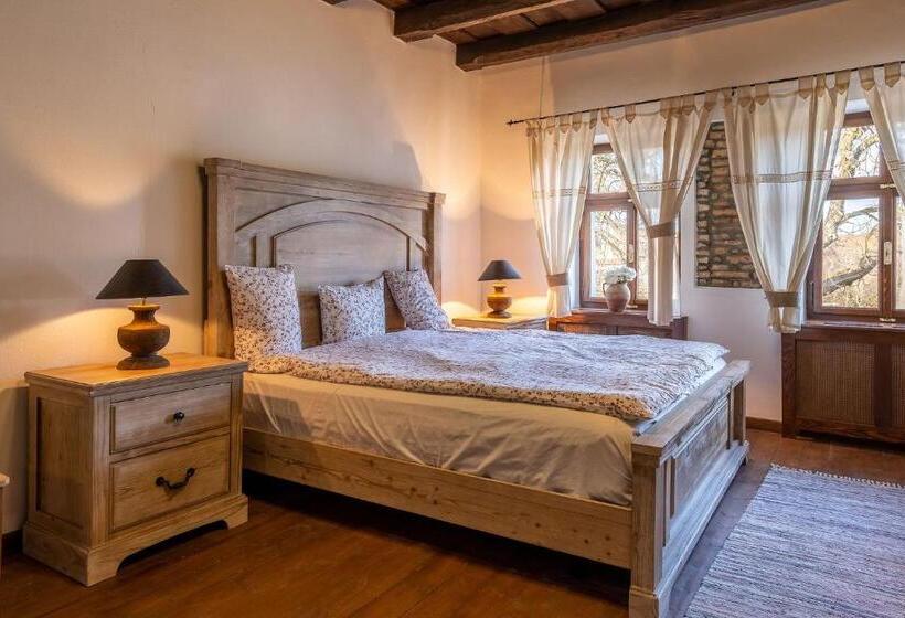 スーペリアースイート, Casa Schmidt