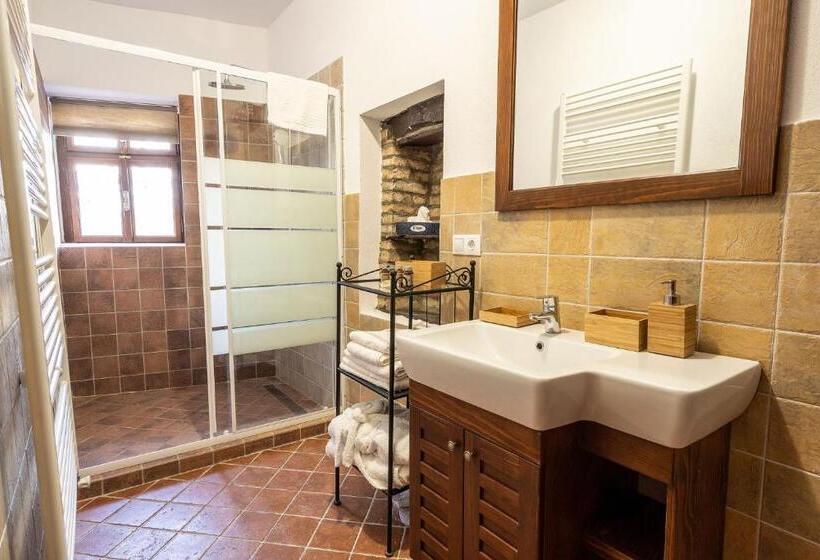 スーペリアースイート, Casa Schmidt