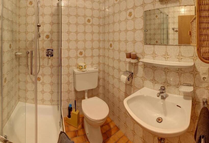 Standardrum, Gästehaus Sterrhäusl   Chiemgau Karte