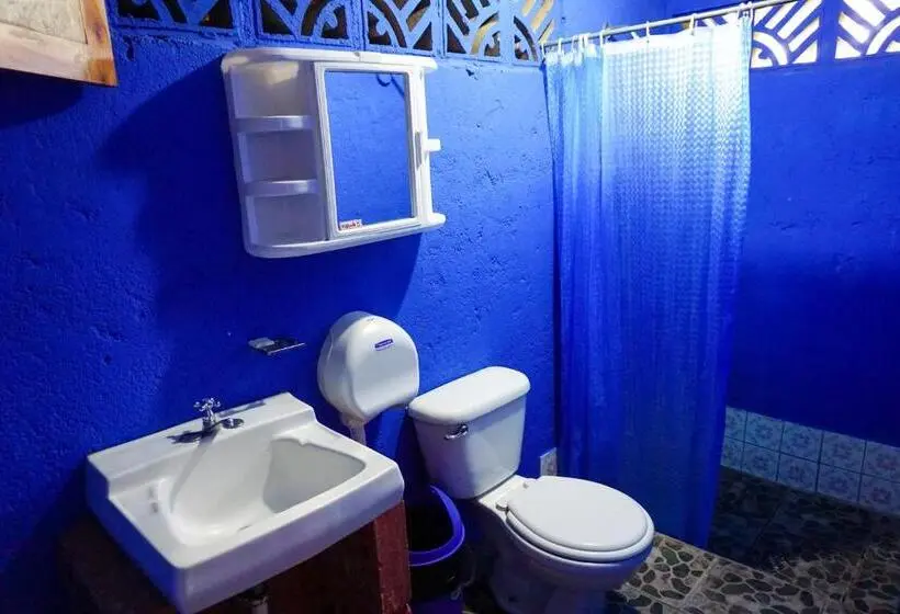 تختخواب در اتاق مشترک, Hostal Los Chamos
