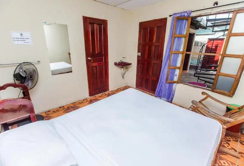 اتاق استاندارد, Hostal Los Chamos