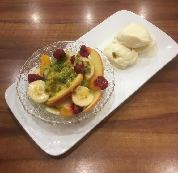 جناح, House On The Hill Bed And Breakfast