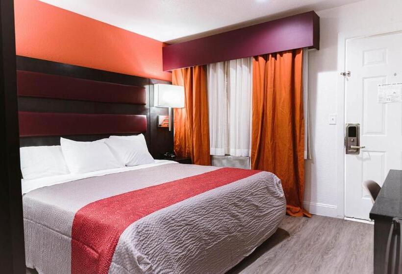 غرفة قياسية سرير كينج, Motel 6 Bellville, Oh