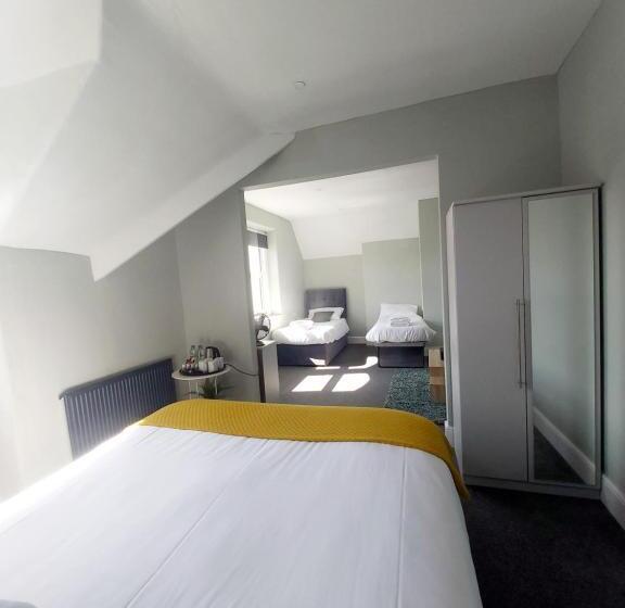 غرفة عائلية, No 27 Chapel Street Guest House