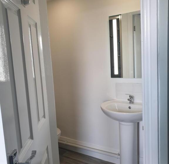 غرفة عائلية, No 27 Chapel Street Guest House