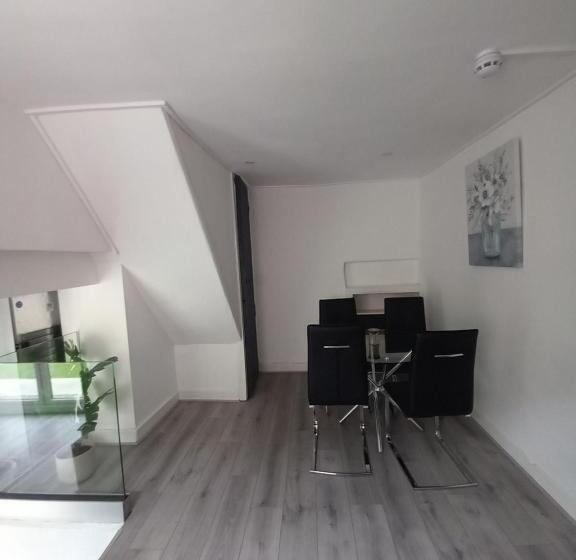 غرفة سوبيريور عائلية, No 27 Chapel Street Guest House