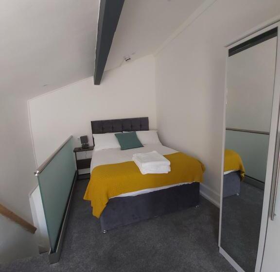 غرفة سوبيريور عائلية, No 27 Chapel Street Guest House