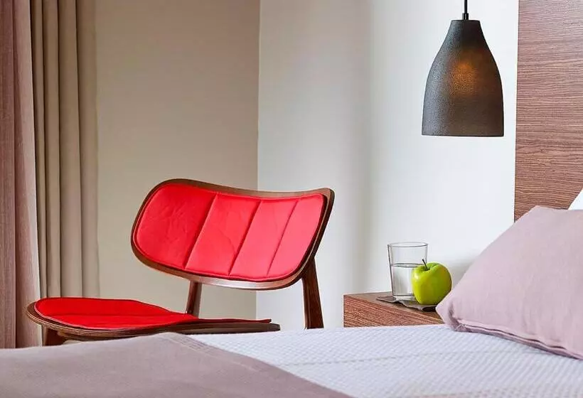 اتاق سوپریور سه تخته, Elotis Suites