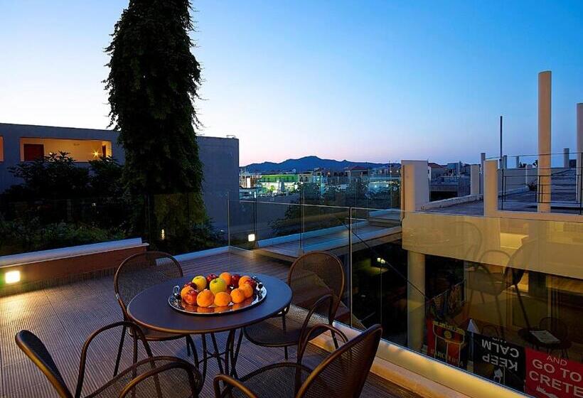 バルコニー付きジュニアスイート, Elotis Suites